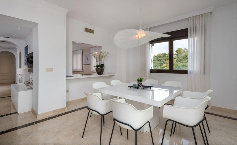 3 bedroom Townhouse for sale