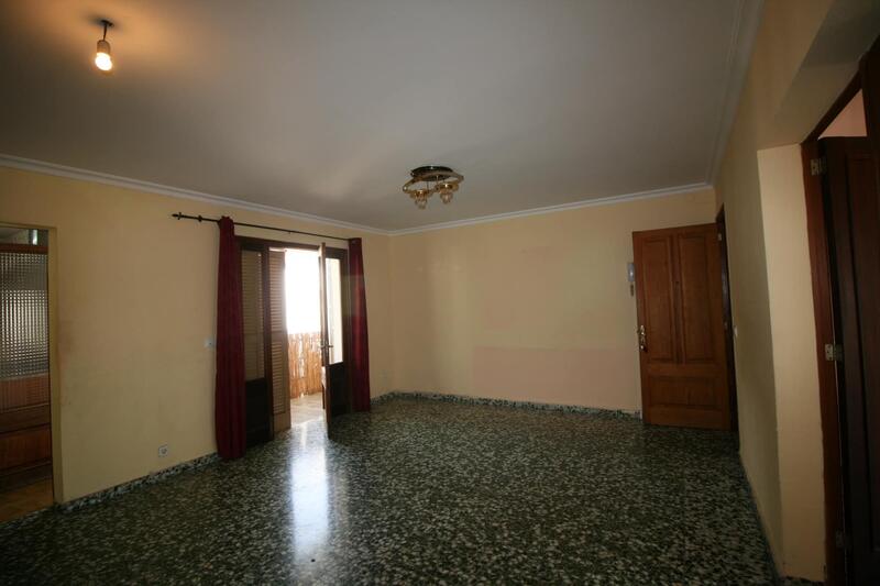 5 bedroom Townhouse for sale