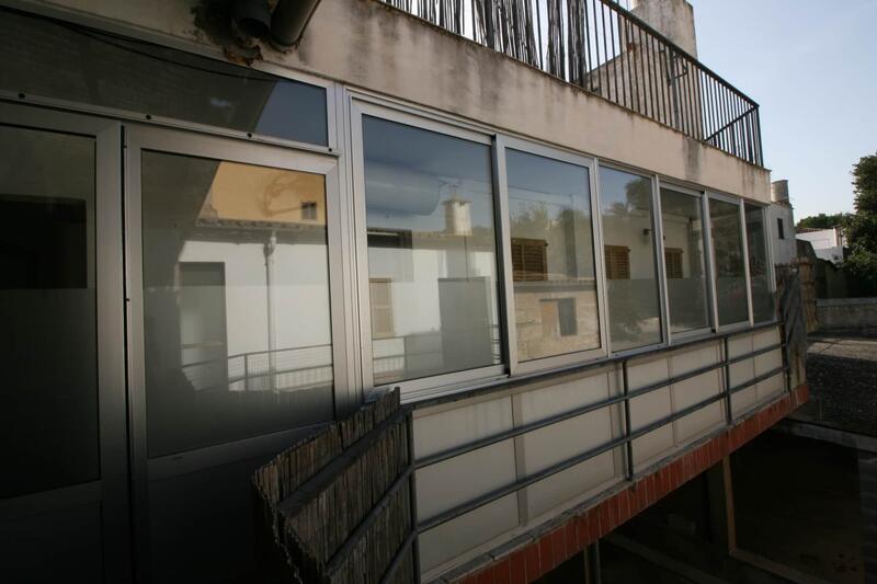 5 bedroom Townhouse for sale