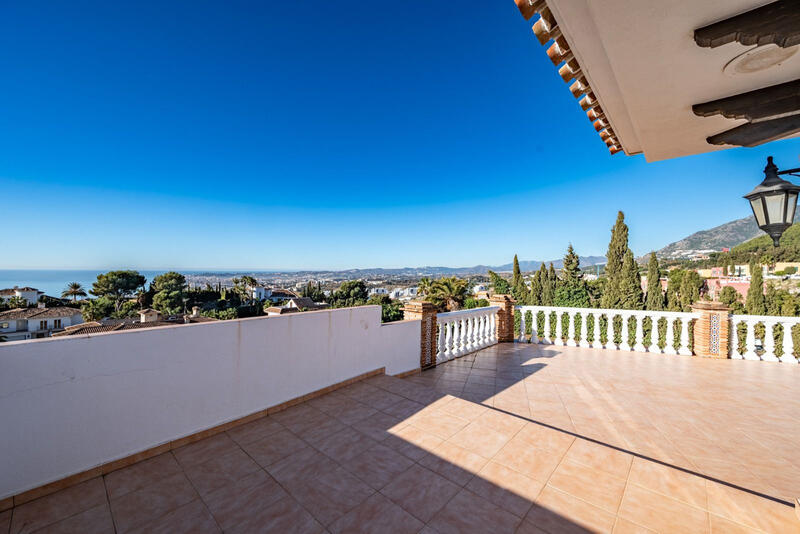 7 bedroom Villa for sale