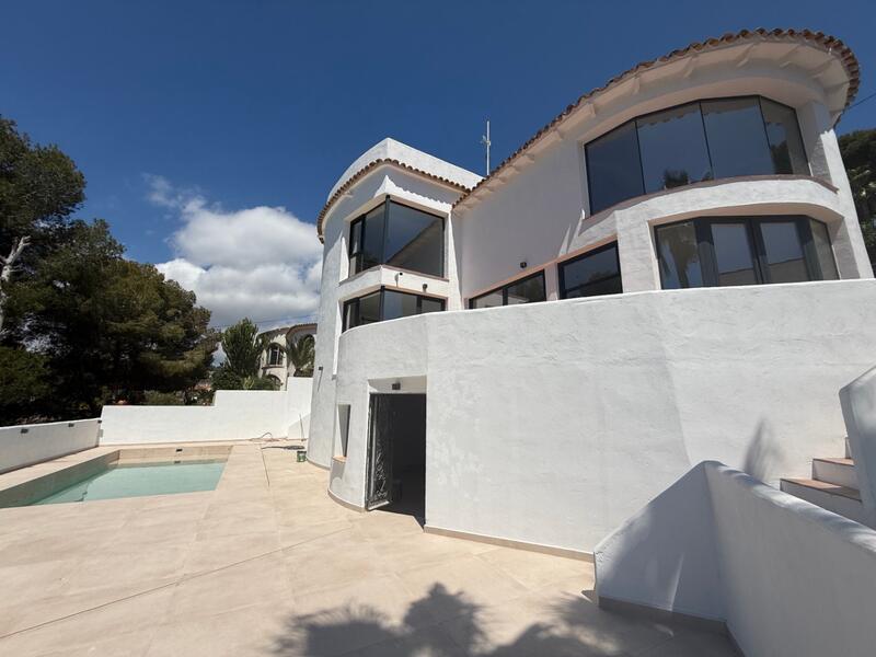 4 slaapkamer Villa Te koop