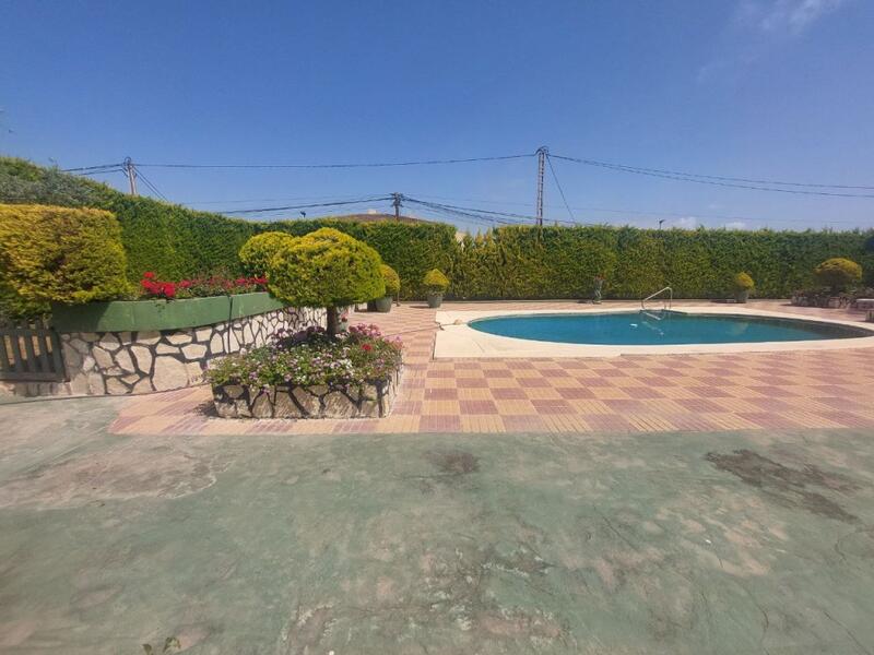5 bedroom Villa for sale