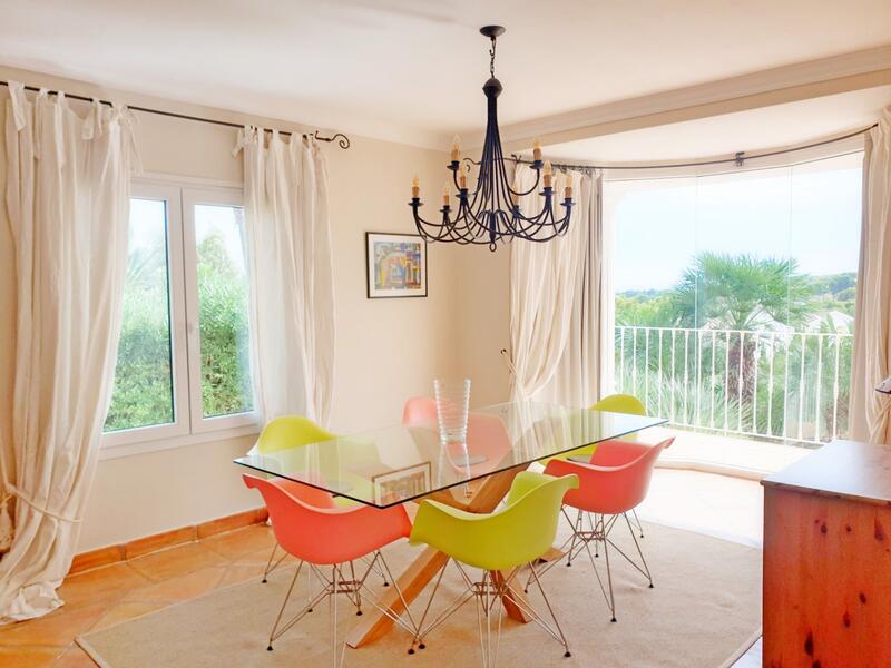 4 Cuarto Villa en venta