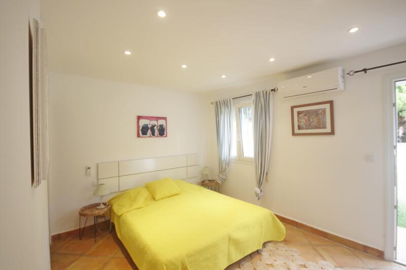 4 Cuarto Villa en venta