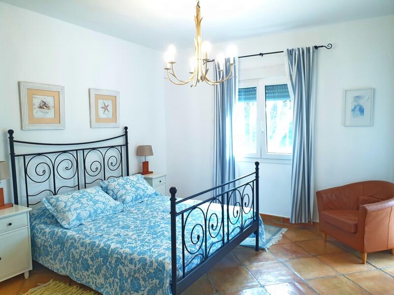 4 Cuarto Villa en venta