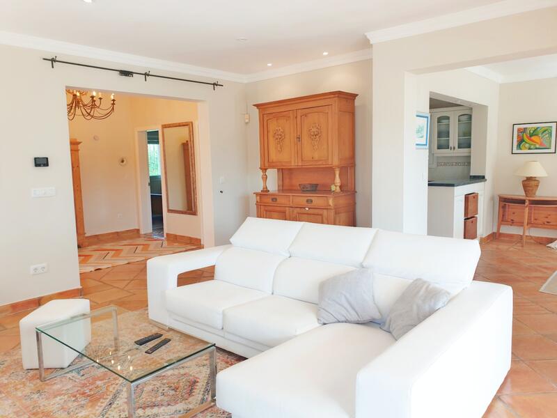 4 Cuarto Villa en venta
