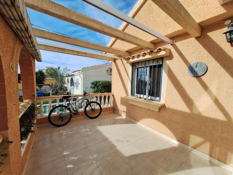 2 bedroom Villa for sale