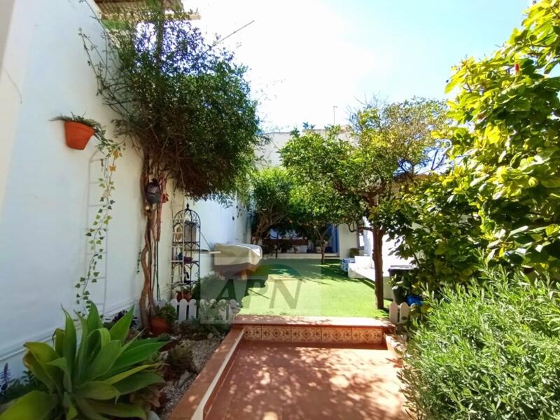 Townhouse for sale in Pizarra, Málaga