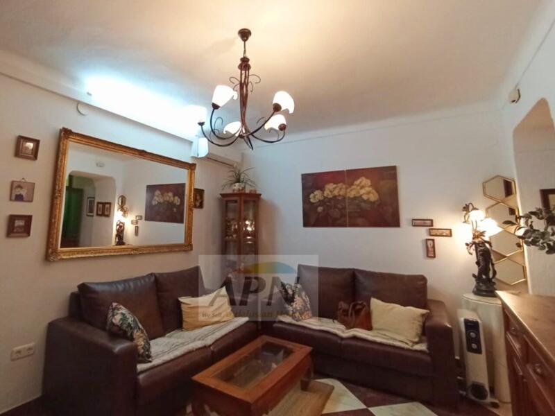 3 bedroom Townhouse for sale