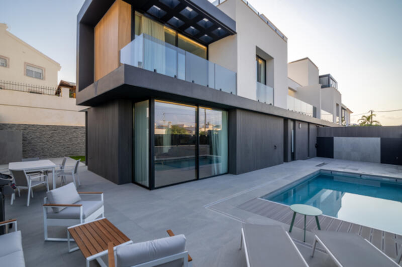 Villa à vendre dans Albir, Alicante