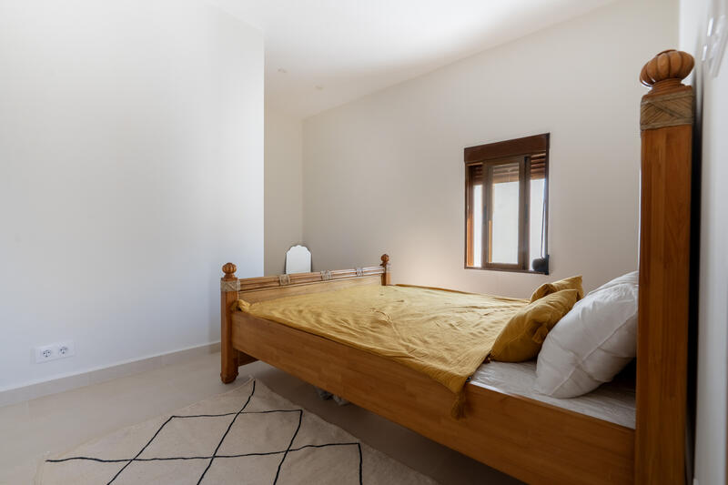 3 bedroom Townhouse for sale