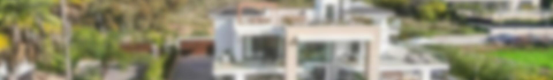 6 bedroom Villa for sale