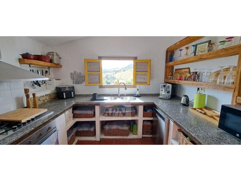 4 bedroom Country House for sale