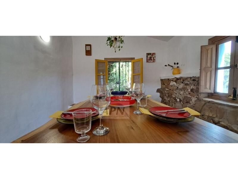 4 bedroom Country House for sale