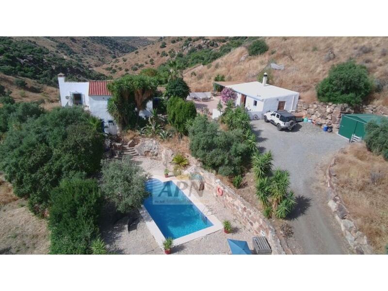 4 bedroom Country House for sale