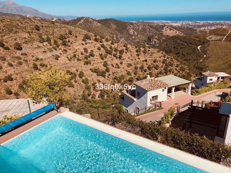 5 bedroom Villa for sale