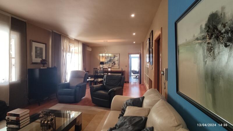 8 bedroom Country House for sale