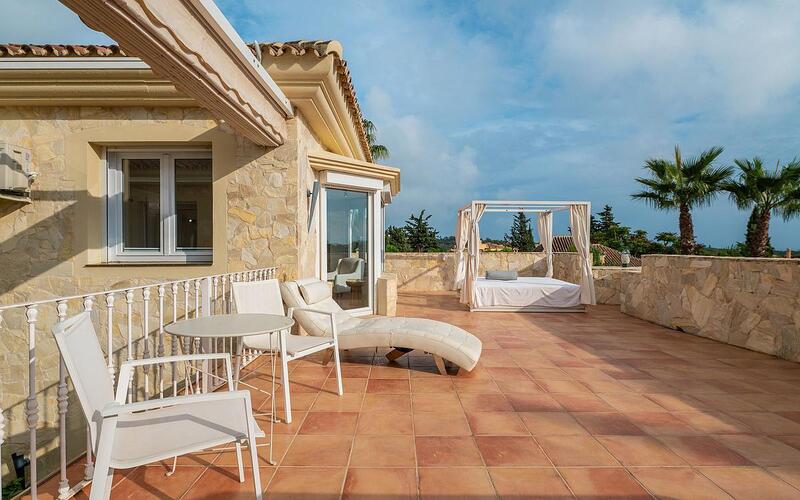 5 bedroom Villa for sale