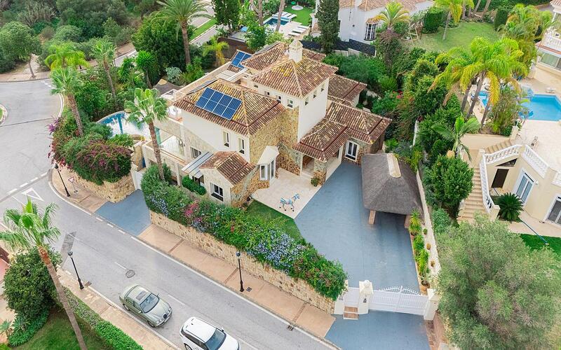 5 bedroom Villa for sale