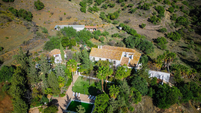16 bedroom Country House for sale