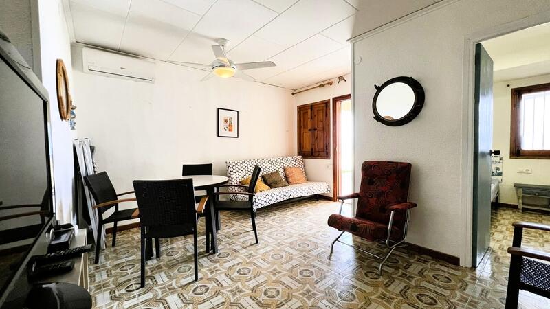 6 bedroom Villa for sale