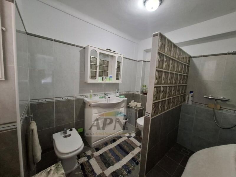 3 bedroom Townhouse for sale