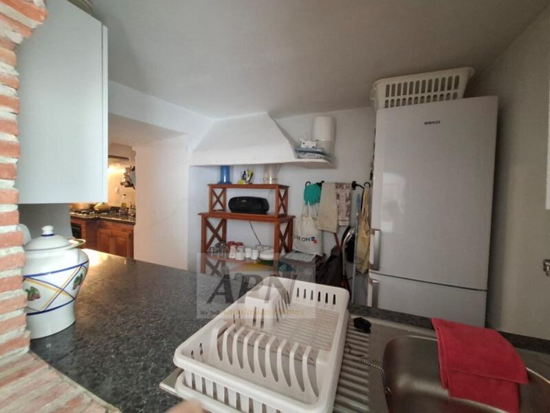 3 bedroom Townhouse for sale