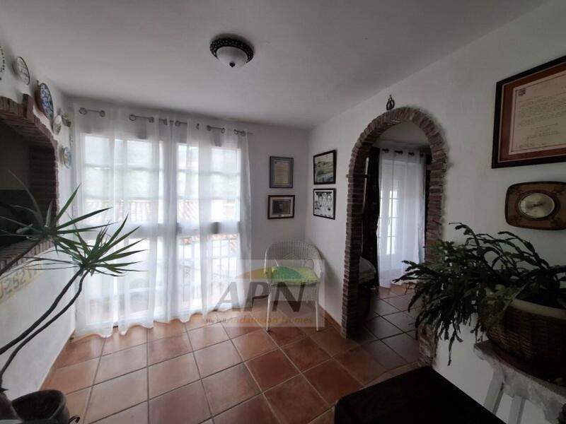 3 bedroom Townhouse for sale
