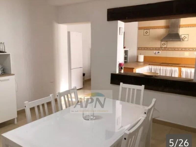 5 bedroom Country House for sale