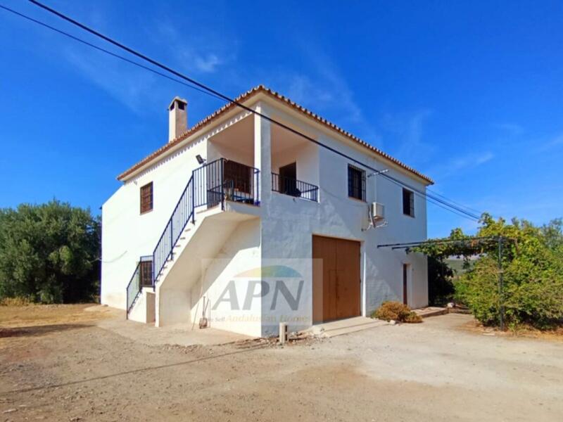 4 bedroom Country House for sale