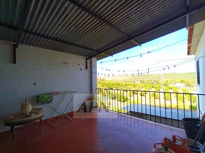 4 bedroom Country House for sale
