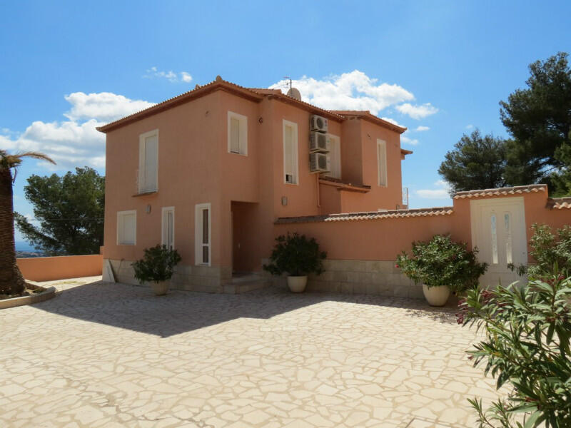 4 slaapkamer Villa Te koop