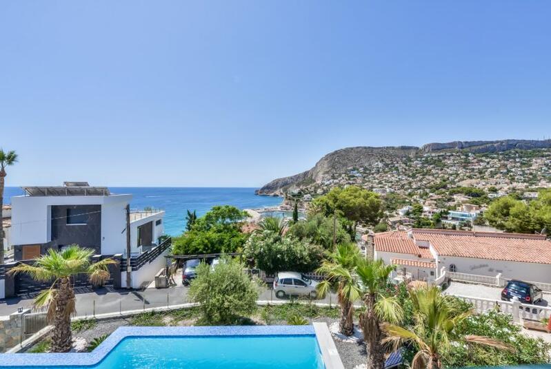 6 bedroom Villa for sale