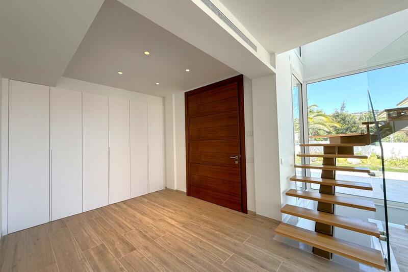 4 Schlafzimmer Villa zu verkaufen