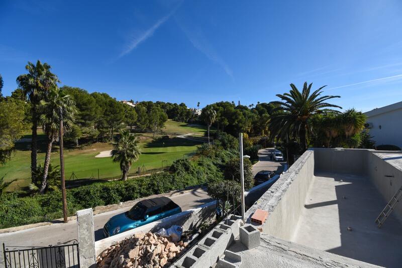 4 slaapkamer Villa Te koop