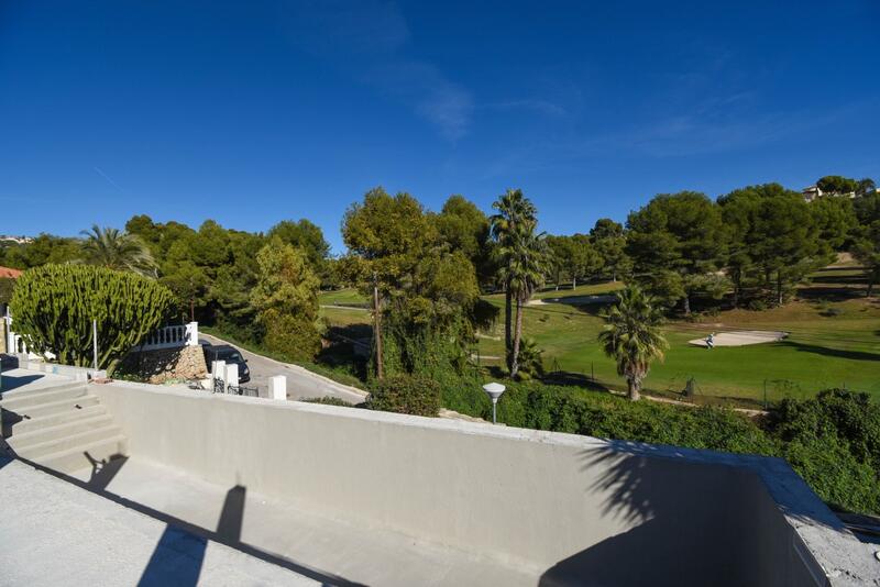 4 slaapkamer Villa Te koop
