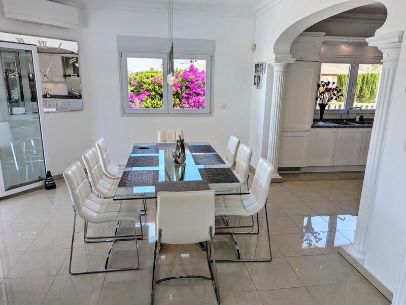 4 chambre Villa à vendre