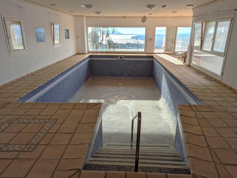 Villa for sale