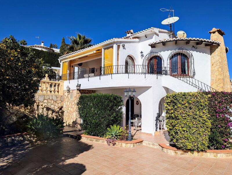 4 slaapkamer Villa Te koop