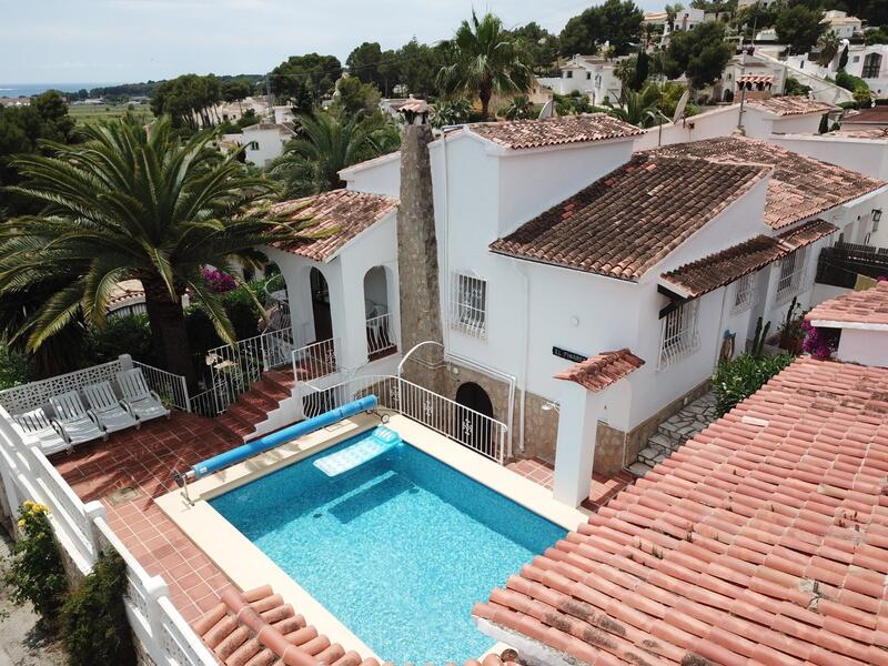3 bedroom Townhouse for sale