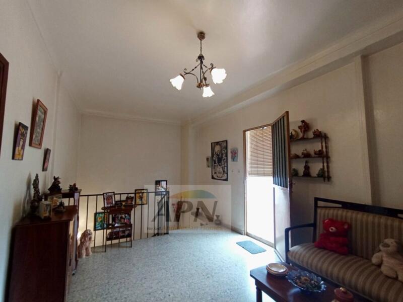 20 bedroom Townhouse for sale