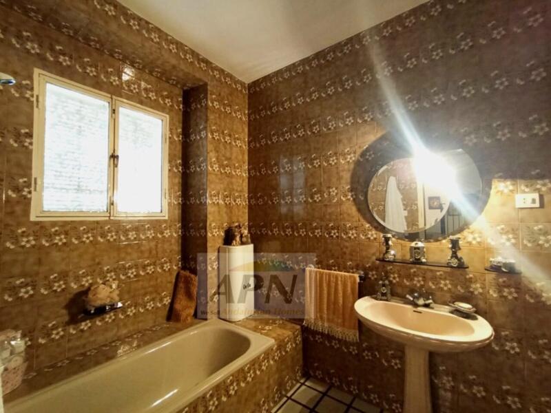 20 bedroom Townhouse for sale
