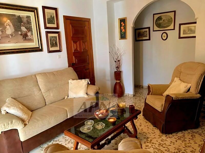 3 bedroom Townhouse for sale