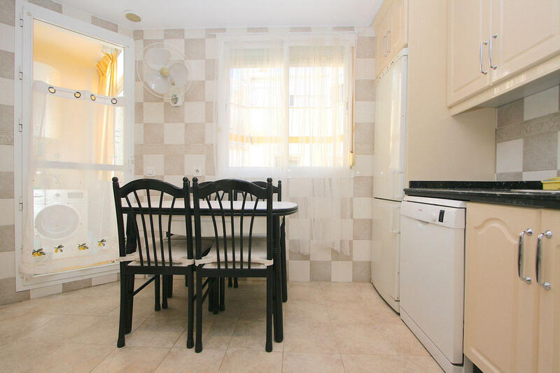 4 bedroom Apartment for sale