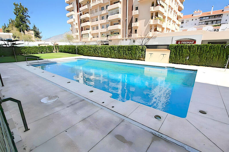 4 bedroom Apartment for sale