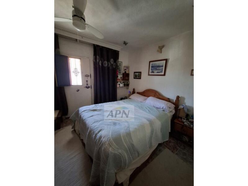 2 bedroom Townhouse for sale