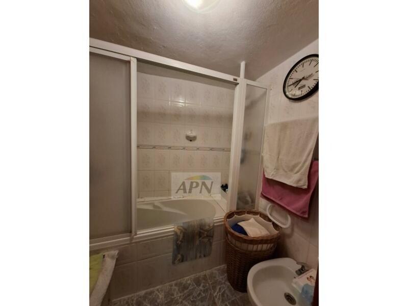 2 bedroom Townhouse for sale