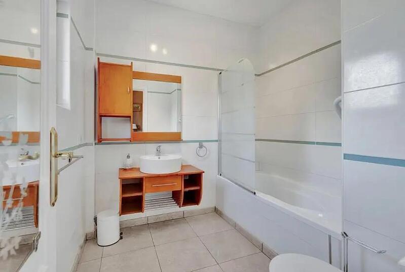 7 bedroom Villa for sale