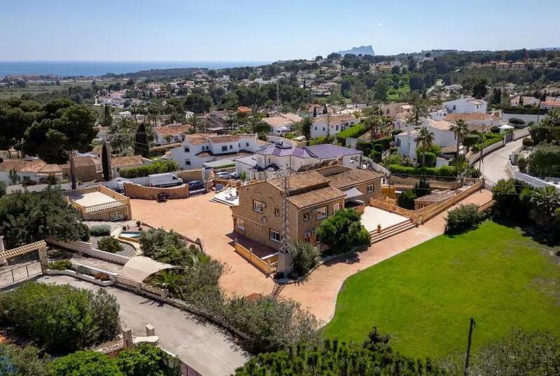 7 bedroom Villa for sale
