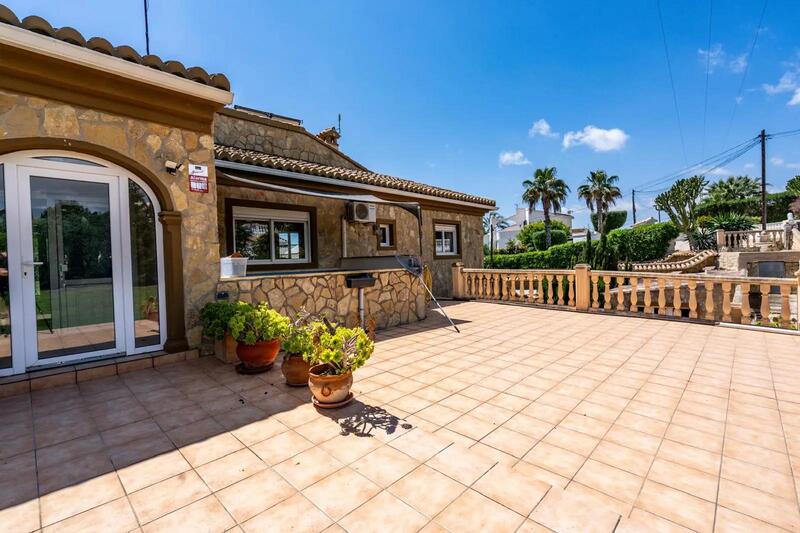 7 bedroom Villa for sale